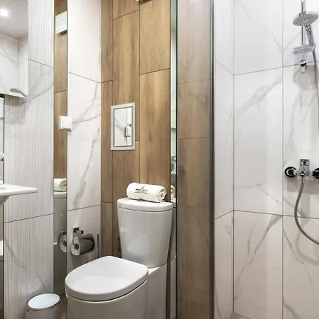 Luxury * Μπουργκάς